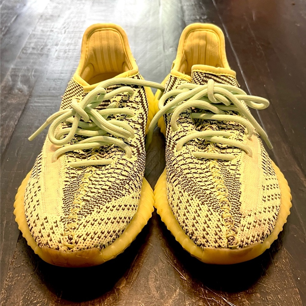 Adidas Yeezy 350 v2 boost green yeezreel (non reflective 
) yeezreel